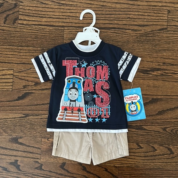 BNWT Lot of 2 outfits Thomas & Friends And Sesame Street Size 12M - Picture 2 of 6